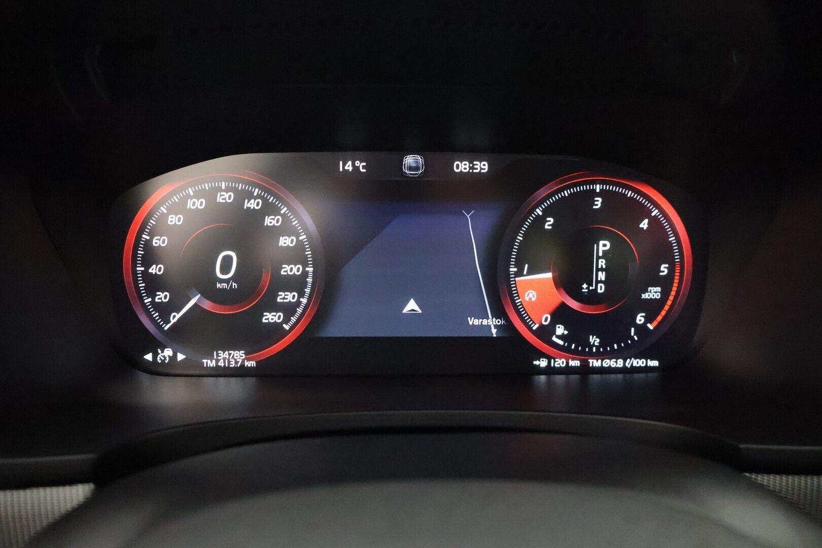 Volvo S90 2017 D4 AWD R-Design aut *Bowers&Wilkins / ACC / VOC / HUD / Lasikattoluukku / Koukku / Urheiluistuimet / KeylessGo / Navi * - 3,99 % KORKOTARJOUS TÄHÄN AUTOON - Upea S90 mahtavilla varusteilla! / Taloudellista ja tyylikästä kyytiä