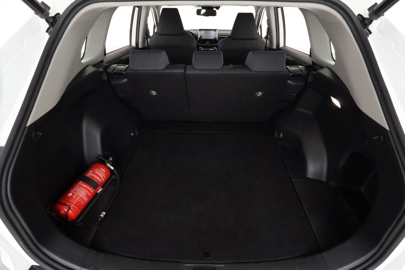 Toyota RAV4 2022 2,0 VVT-iE Active Multidrive S **Adapt.vakkari / Lohkolämmitin / P.kamera / Sähköluukku / LED / Navi / KeylessGo** - 3,99 % KORKOTARJOUS TÄHÄN AUTOON - 1.Om Suomi-auto / Kahdet renkaat aluvanteilla / Ratinlämmitin ja tuulilasin lämmitin