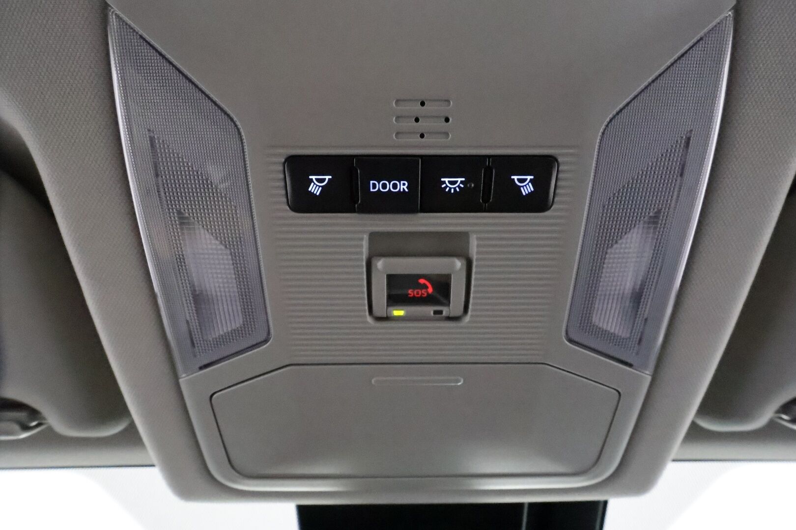 Toyota RAV4 2022 2,0 VVT-iE Active Multidrive S **Adapt.vakkari / Lohkolämmitin / P.kamera / Sähköluukku / LED / Navi / KeylessGo** - 3,99 % KORKOTARJOUS TÄHÄN AUTOON - 1.Om Suomi-auto / Kahdet renkaat aluvanteilla / Ratinlämmitin ja tuulilasin lämmitin
