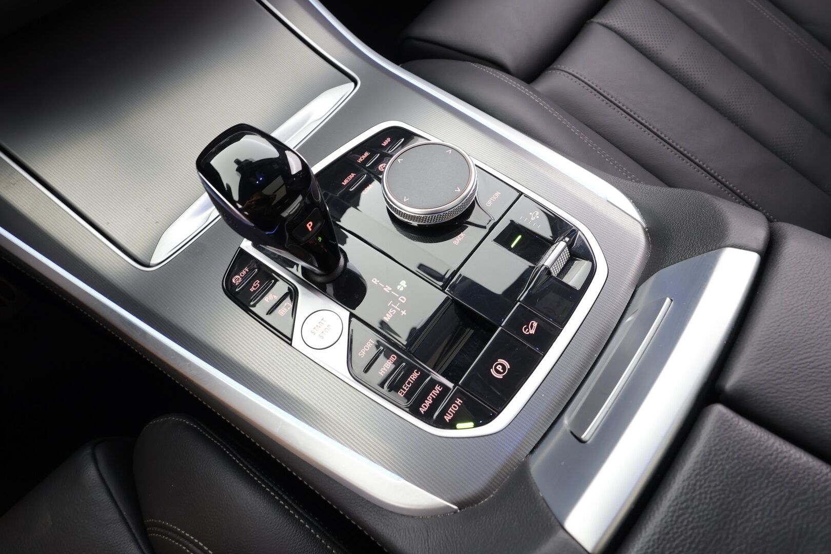 BMW X5 2022 G05 xDrive45e A Charged Edition M Sport - | ACC | DAP | Laser | Lasikatto | Ilma-alusta | 360 P.Kamera | HUD | Muistipenkki | Hifi | Comf.Access | 1.Om Suomi-auto | Kahdet Renkaat | Merkkihuollettu