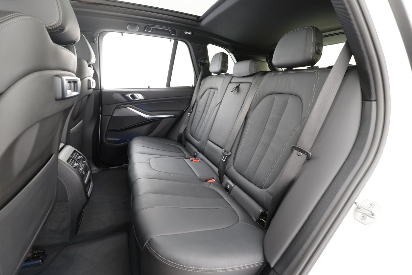BMW X5 2022 G05 xDrive45e A Charged Edition M Sport - | ACC | DAP | Laser | Lasikatto | Ilma-alusta | 360 P.Kamera | HUD | Muistipenkki | Hifi | Comf.Access | 1.Om Suomi-auto | Kahdet Renkaat | Merkkihuollettu