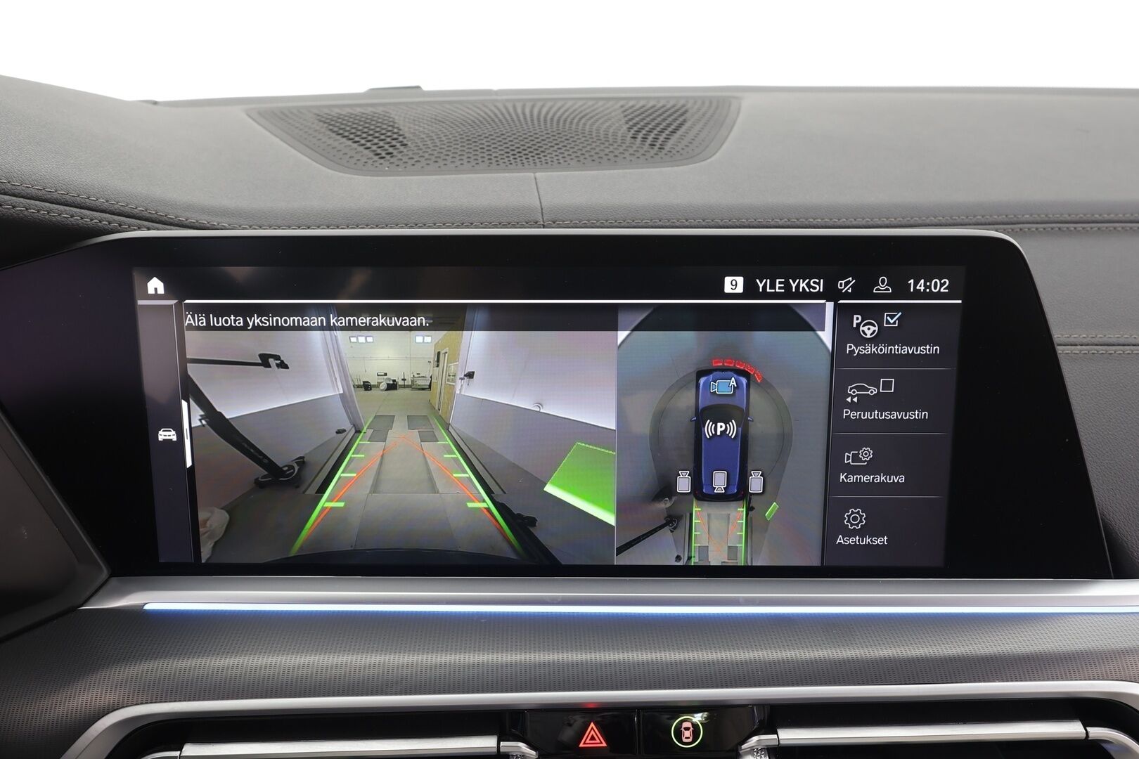 BMW X5 2022 G05 xDrive45e A Charged Edition M Sport * ACC / Lisälämmitin / Koukku / HUD / Panorama / Laser LED / Hifit / 360-Kamera / Muistipenkki * - 1.Om Suomi-auto / Merkkihuollettu / Kahdet Renkaat