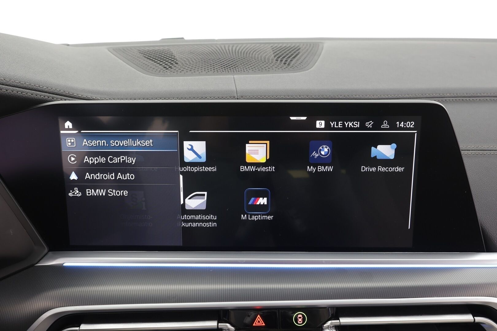 BMW X5 2022 G05 xDrive45e A Charged Edition M Sport * ACC / Lisälämmitin / Koukku / HUD / Panorama / Laser LED / Hifit / 360-Kamera / Muistipenkki * - 1.Om Suomi-auto / Merkkihuollettu / Kahdet Renkaat