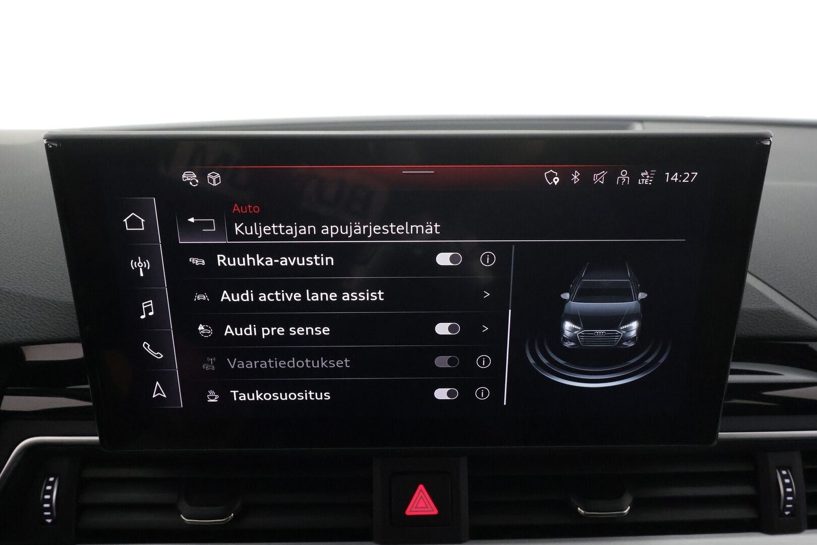 Audi A4 2022 Avant Business 40 TFSI 150 kW MHEV quattro S tronic * Webasto / ACC / Matrix / P.kamera / Muistipenkki / Navi * - 1-om Suomi-auto / Kahdet renkaat 