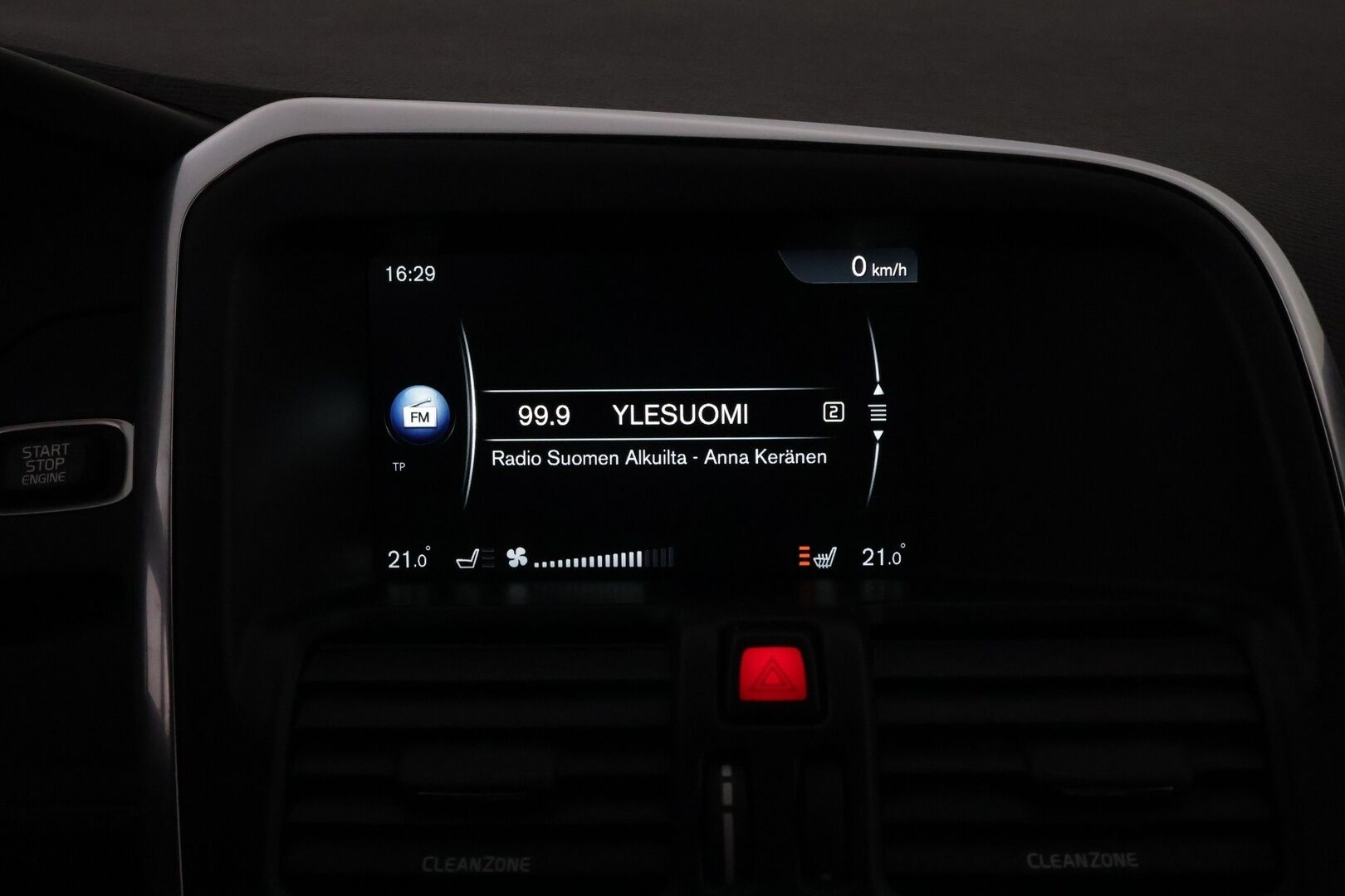 Volvo XC60 2016 D3 Classic Summum aut - Webasto | Adapt.Vakkari | Koukku | Nahkasisusta | High Perf Audio | Muistipenkki | BLIS | Digimittari