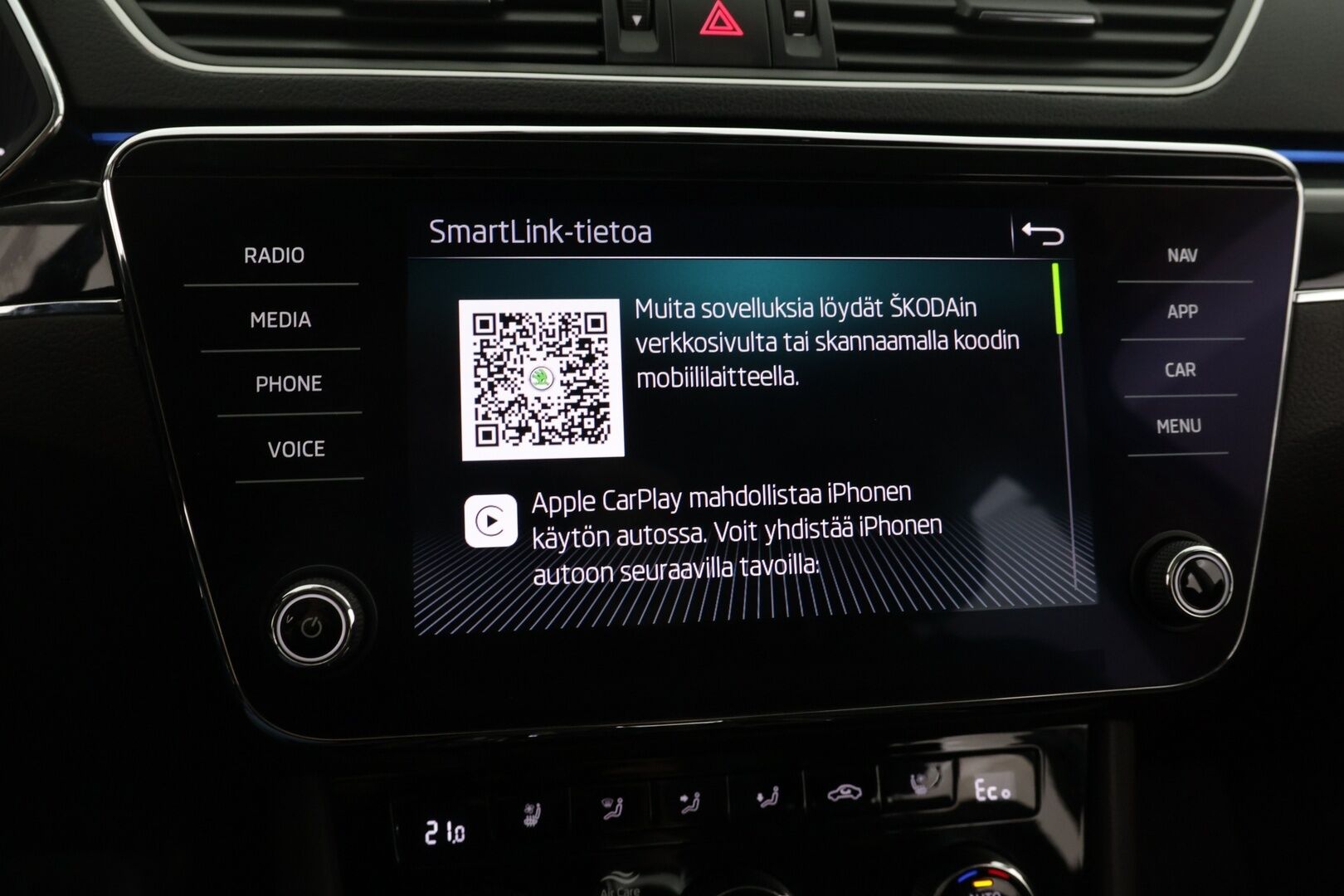 Skoda Superb 2021 Combi 1,4 TSI PHEV L&K iV DSG Autom. - ACC | L&K | Canton Sound System |  Ilmastoidut muistipenkit | P. Kamera | Ratinlämmitin | Webasto | Apple & Android Carplay | Navi | BLIS | Sähk. Takaluukku | Vetokoukku | Ambient Light. |