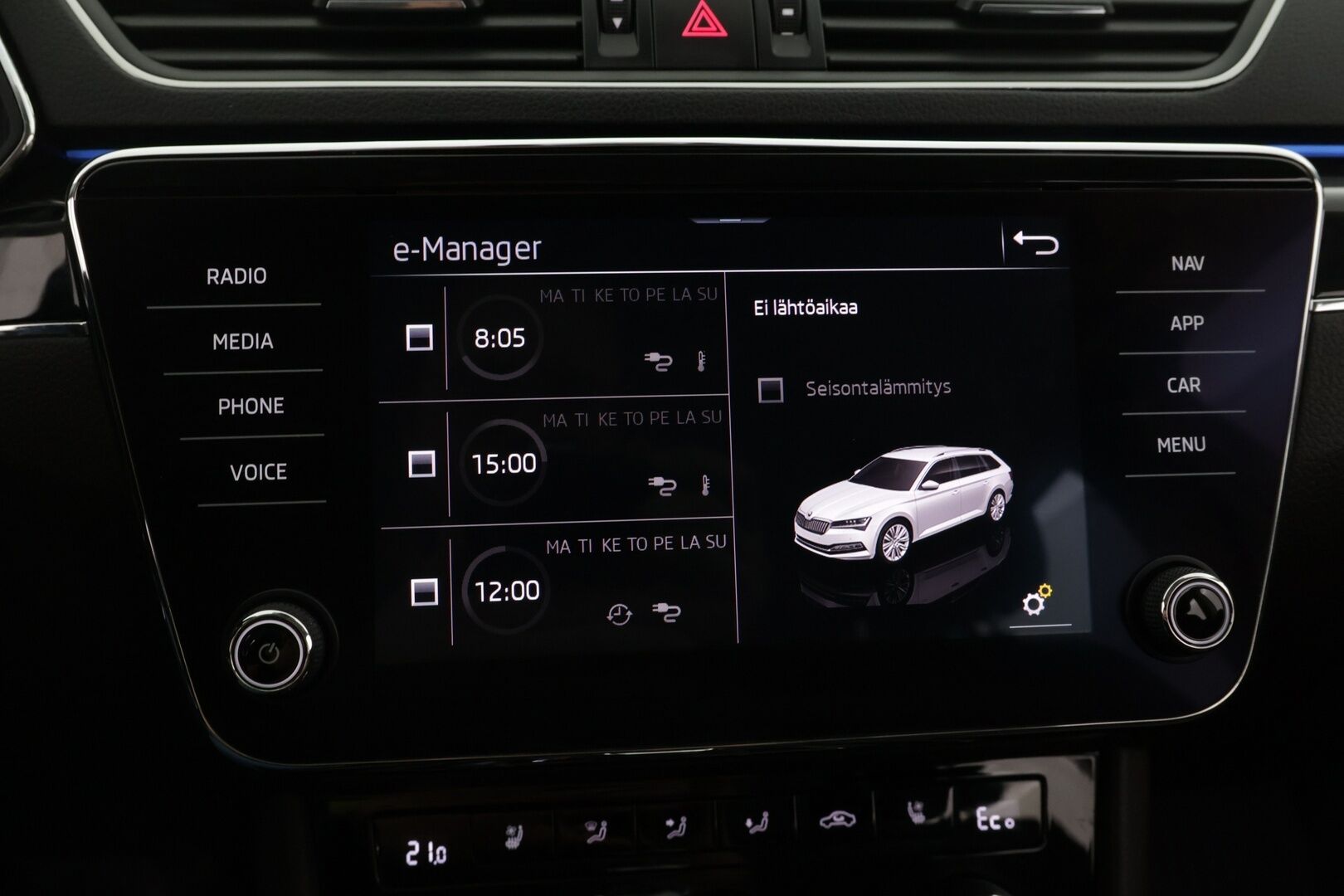 Skoda Superb 2021 Combi 1,4 TSI PHEV L&K iV DSG Autom. - ACC | L&K | Canton Sound System |  Ilmastoidut muistipenkit | P. Kamera | Ratinlämmitin | Webasto | Apple & Android Carplay | Navi | BLIS | Sähk. Takaluukku | Vetokoukku | Ambient Light. |