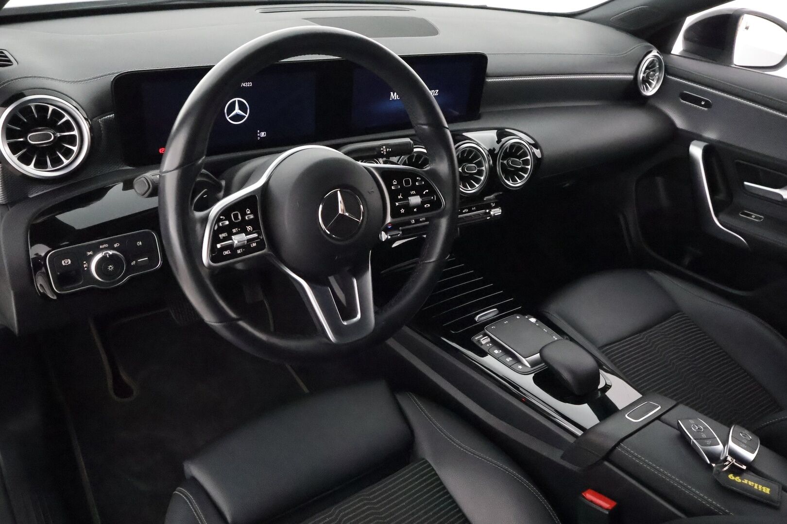Mercedes-Benz CLA 2022 Mallitarkenne 180 A Shooting Brake Business **1.Om Suomi-auto / Widescreen / P. Kamera / LED-High Performance** - Kaistavahti / 2x Renkaat