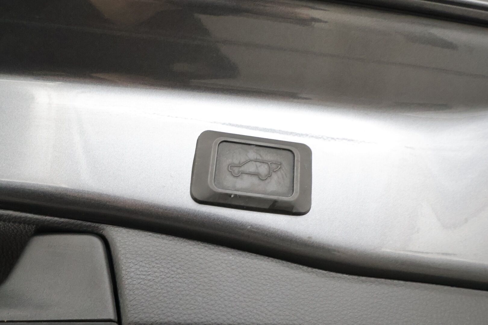 Toyota RAV4 Plug-in 2022 Hybrid 2,5 AWD-i Active - | ACC | LED | P.Kamera | Sähköpenkki | Katveavustin | Navi | Kaistavahti | Keyless | 1-om Suomi-auto | Kahdet renkaat | Merkkihuollot |