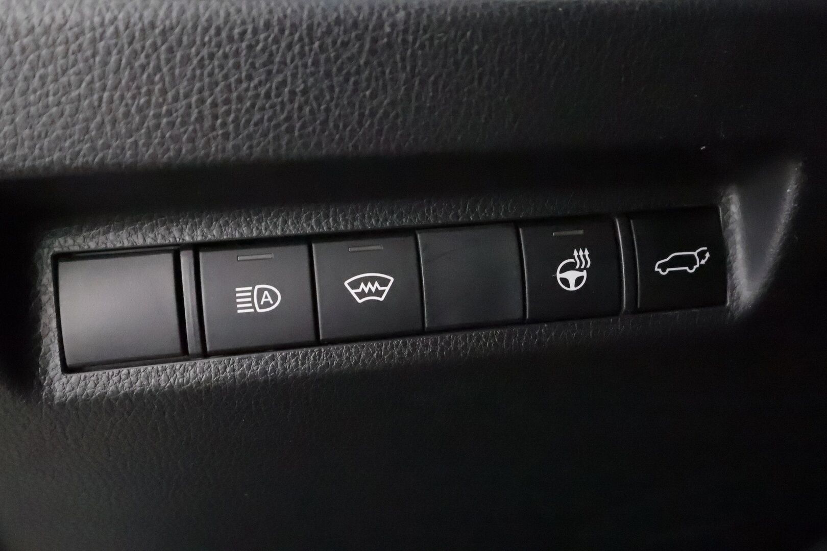 Toyota RAV4 Plug-in 2022 Hybrid 2,5 AWD-i Active - | ACC | LED | P.Kamera | Sähköpenkki | Katveavustin | Navi | Kaistavahti | Keyless | 1-om Suomi-auto | Kahdet renkaat | Merkkihuollot |