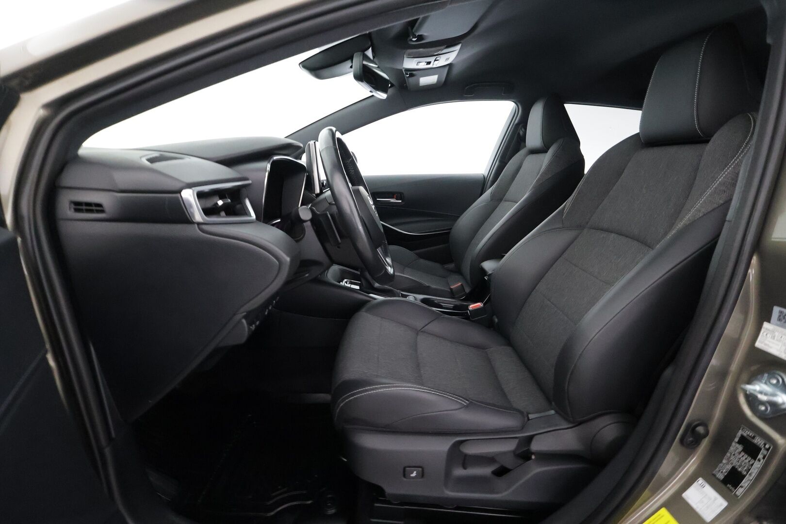 Toyota Corolla 2022 Touring Sports 2,0 Hybrid Active Business - | Webasto | ACC | LED | P.kamera | Navi | Kaistavahti | Keyless | Merkkihuollot | Kahdet renkaat | Suomi-auto |