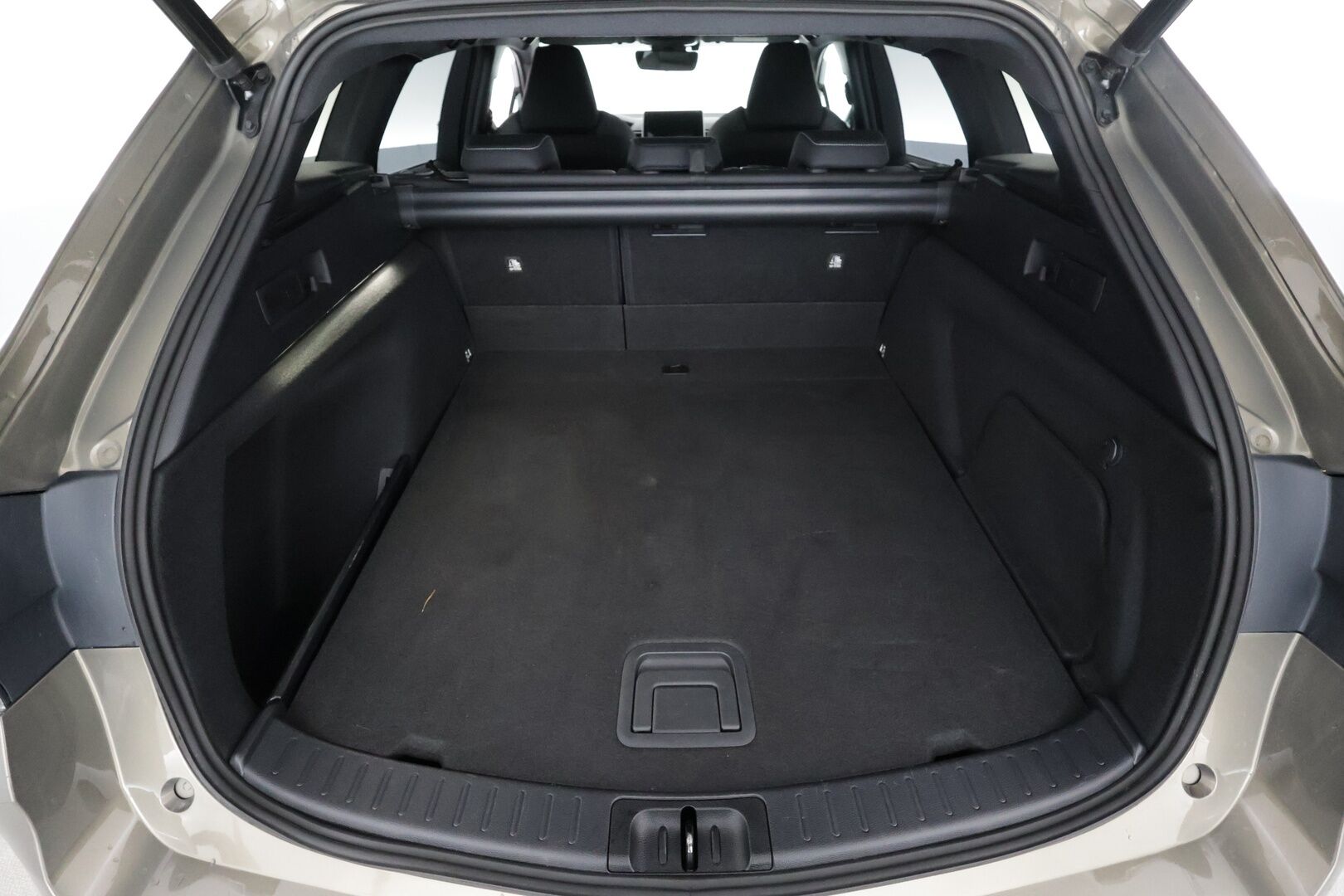 Toyota Corolla 2022 Touring Sports 2,0 Hybrid Active Business - | Webasto | ACC | LED | P.kamera | Navi | Kaistavahti | Keyless | Merkkihuollot | Kahdet renkaat | Suomi-auto |