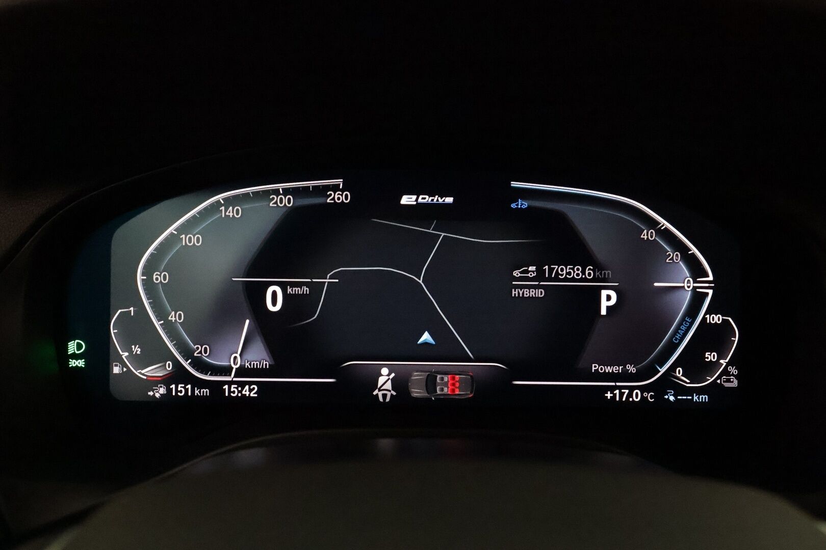 BMW X3 2022 G01 xDrive 30e A Charged Edition **Vakkari / Hifi / P.kamera / LED / Navi / Digimittaristo** - 3,99 % KORKOTARJOUS TÄHÄN AUTOON 21.9. ASTI! - Akku kuntotarkastettu SOH 94.5% / 1.Om Suomi-auto / Kahdet renkaat aluvanteilla / Merkkihuollettu