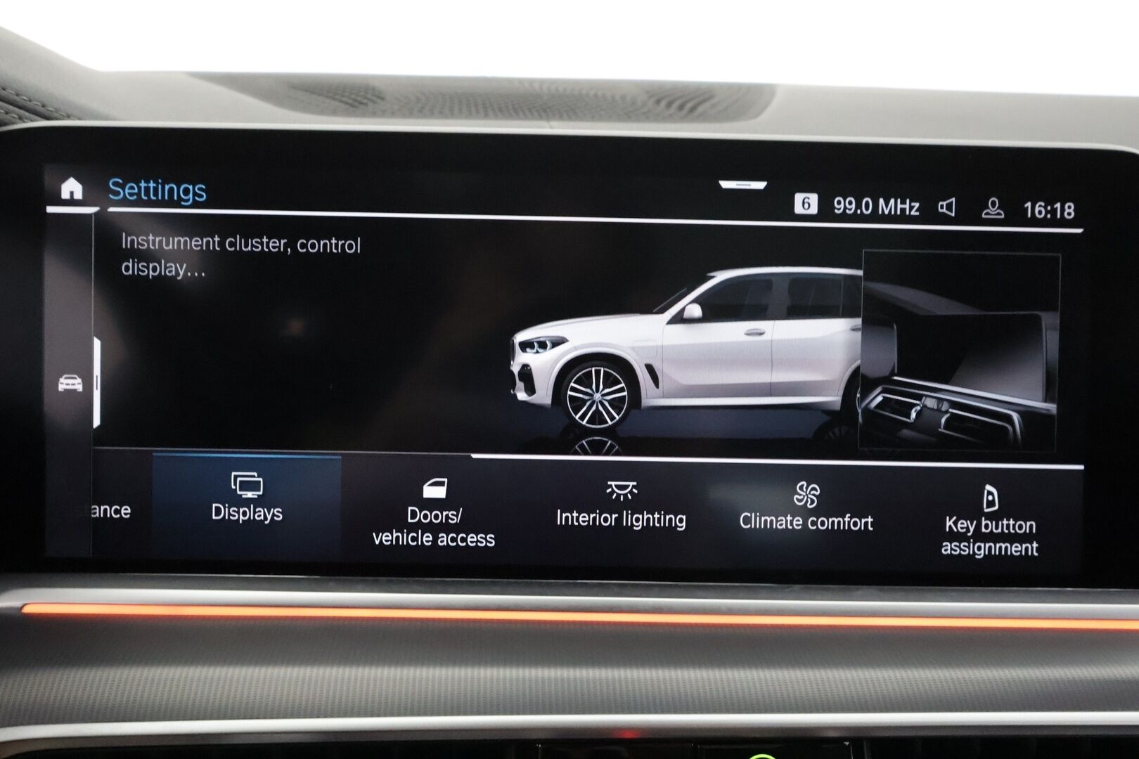 BMW X5 2022 G05 xDrive45e A Charged Edition M Sport - | ACC | Lisälämmitin | Koukku | Hifit | Panorama | Laser Light LED | HUD | Sähköpenkki | 360-Kamera | Comfort access | Ilma-alusta |  Apple & Android | Suomi-auto | Kahdet Renkaat | Merkkihuollettu |