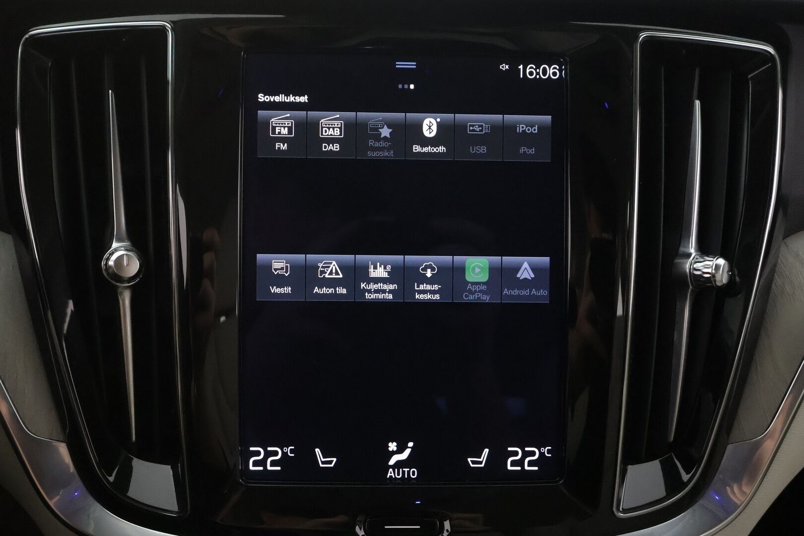 Volvo V60 2022 T6 AWD Long Range Inscription Edition aut - | ACC | Pilot assist | Muistipenkki | Sporttinahat | High performance audio | P.kamera | Keyless | Suomi-Auto | Merkkihuollot | 