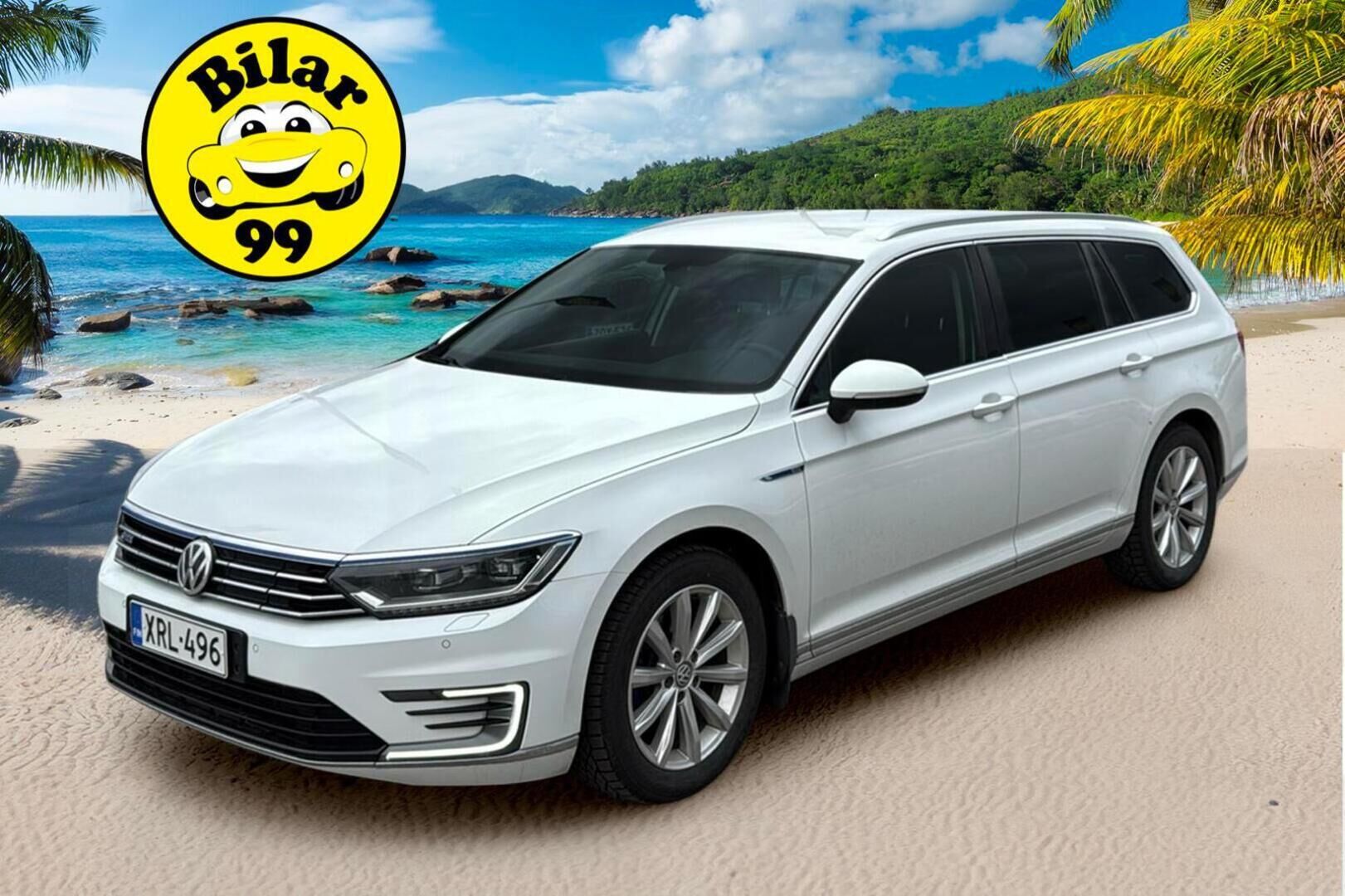 VOLKSWAGEN PASSAT 2018 Variant GTE Plug-In Hybrid 160 kW DSG-automaatti - Webasto / Adapt.Vakkari / Vetokoukku / Digimittari / Peruutuskamera / Nahka-Alcantara / Huippuvarusteet!