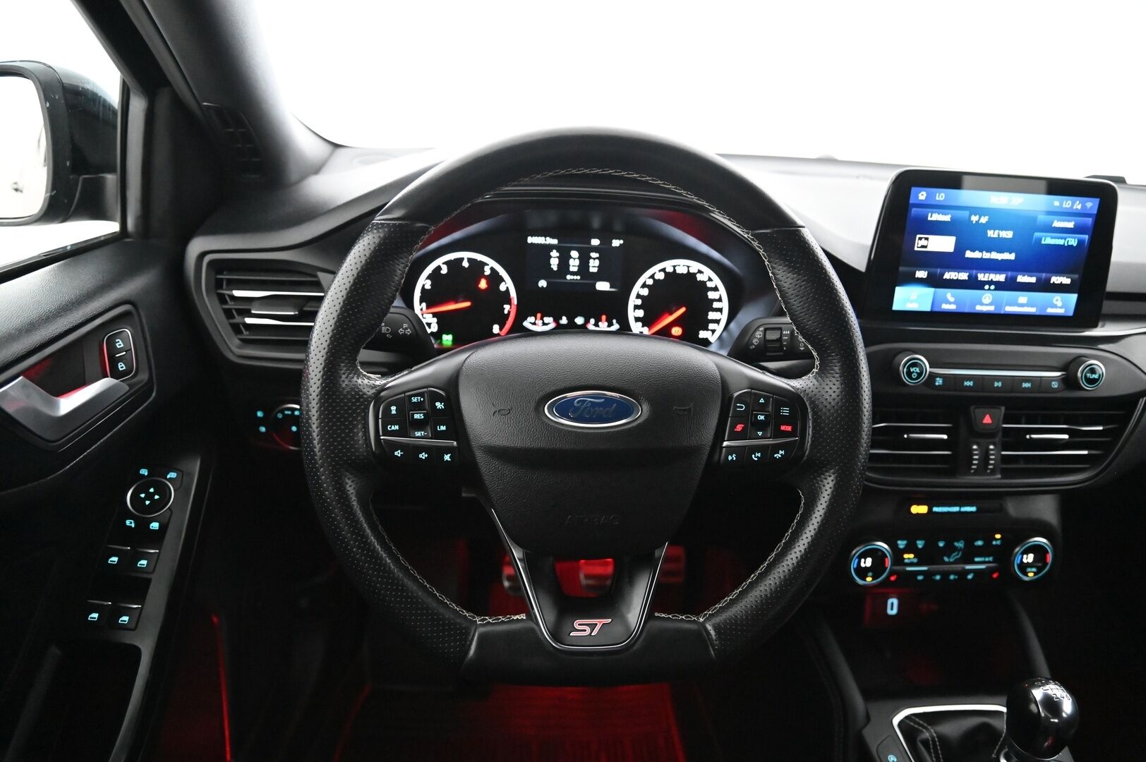 FORD FOCUS 2020 ST 280hv *B&O /Recaro/ ACC/ HUD/ Perfpack/ Launch Control* - Merkkihuollettu / 2x renkaat / Lohko / Siisti