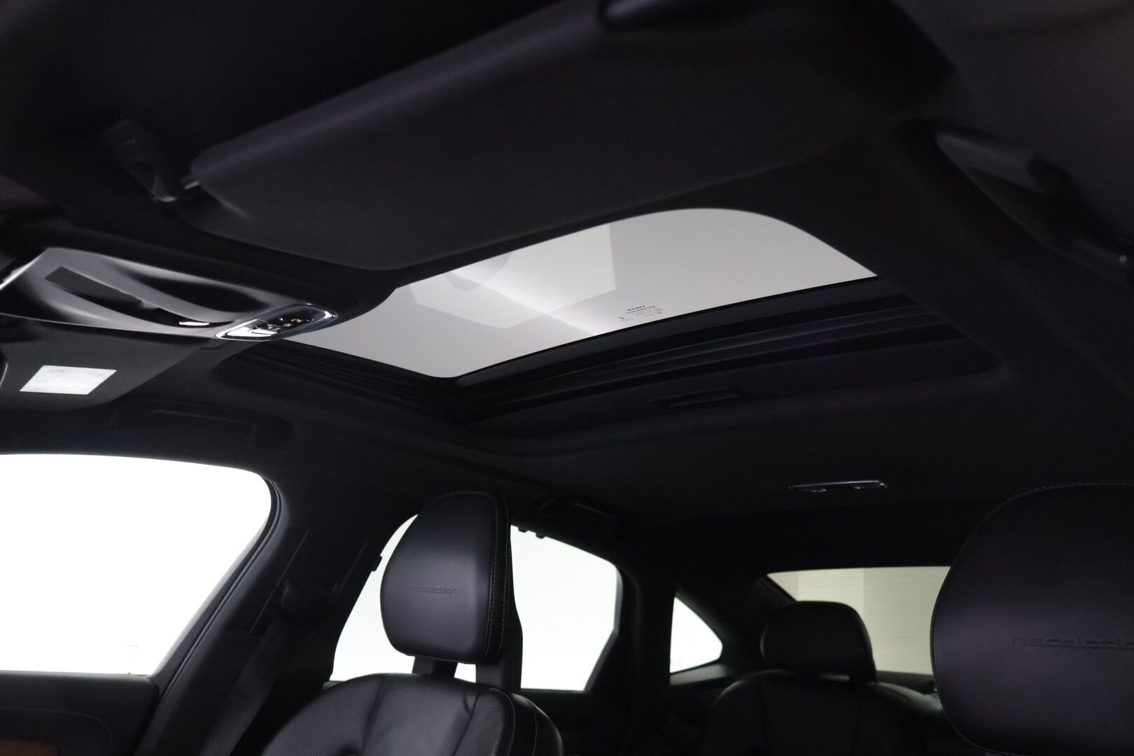 Volvo S90 2017 T8 AWD Inscription Plus aut - | Metallihelmiäisväri | 360- kamera | Bower& Wilkings | Kattoikkuna | Hierovat&Tuuletetut istuimet | BLIS | Sähkökoukku | Adapt.vakkari | 