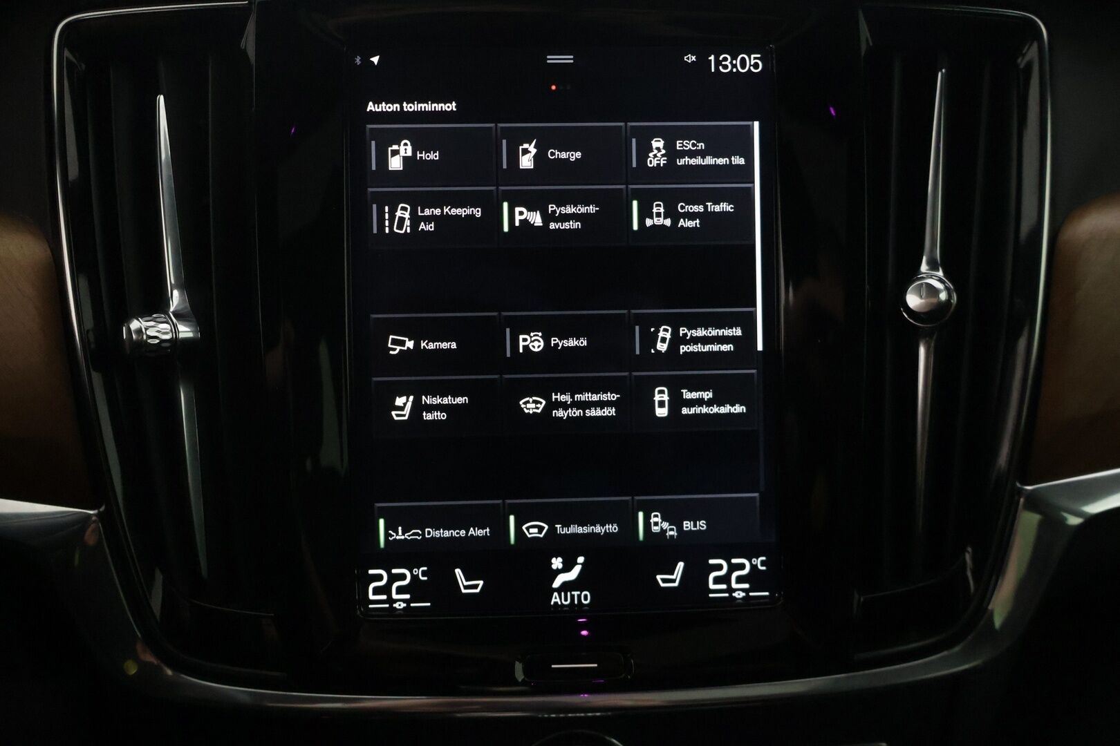Volvo S90 2017 T8 AWD Inscription Plus aut - | Metallihelmiäisväri | 360- kamera | Bower& Wilkings | Kattoikkuna | Hierovat&Tuuletetut istuimet | BLIS | Sähkökoukku | Adapt.vakkari | 