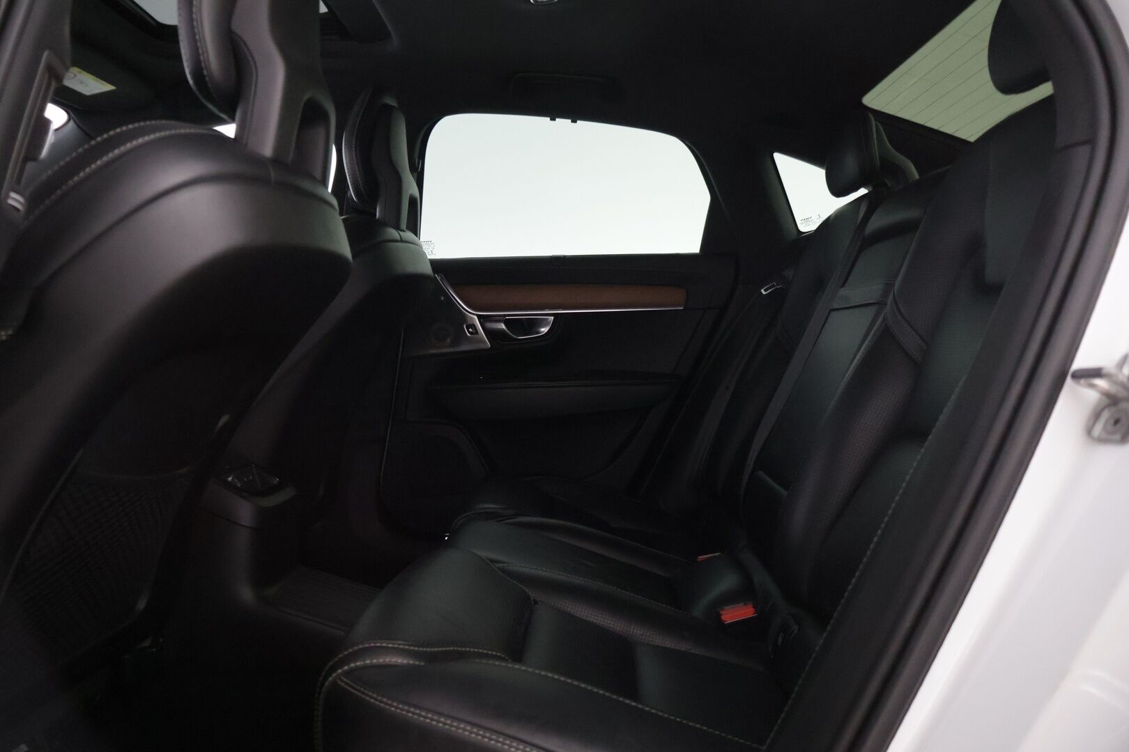 Volvo S90 2017 T8 AWD Inscription Plus aut - | Metallihelmiäisväri | 360- kamera | Bower& Wilkings | Kattoikkuna | Hierovat&Tuuletetut istuimet | BLIS | Sähkökoukku | Adapt.vakkari | 
