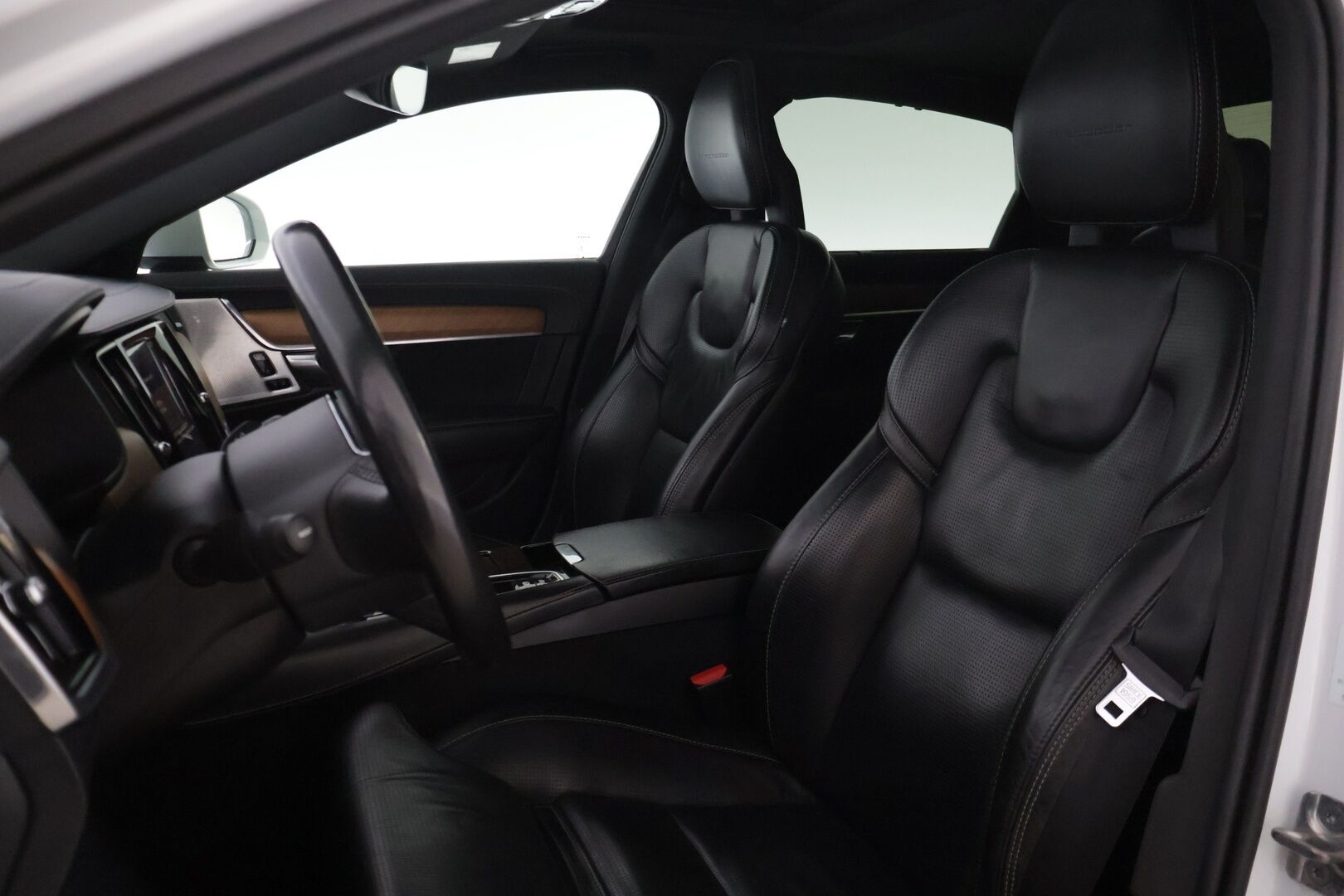 Volvo S90 2017 T8 AWD Inscription Plus aut - | Metallihelmiäisväri | 360- kamera | Bower& Wilkings | Kattoikkuna | Hierovat&Tuuletetut istuimet | BLIS | Sähkökoukku | Adapt.vakkari | 