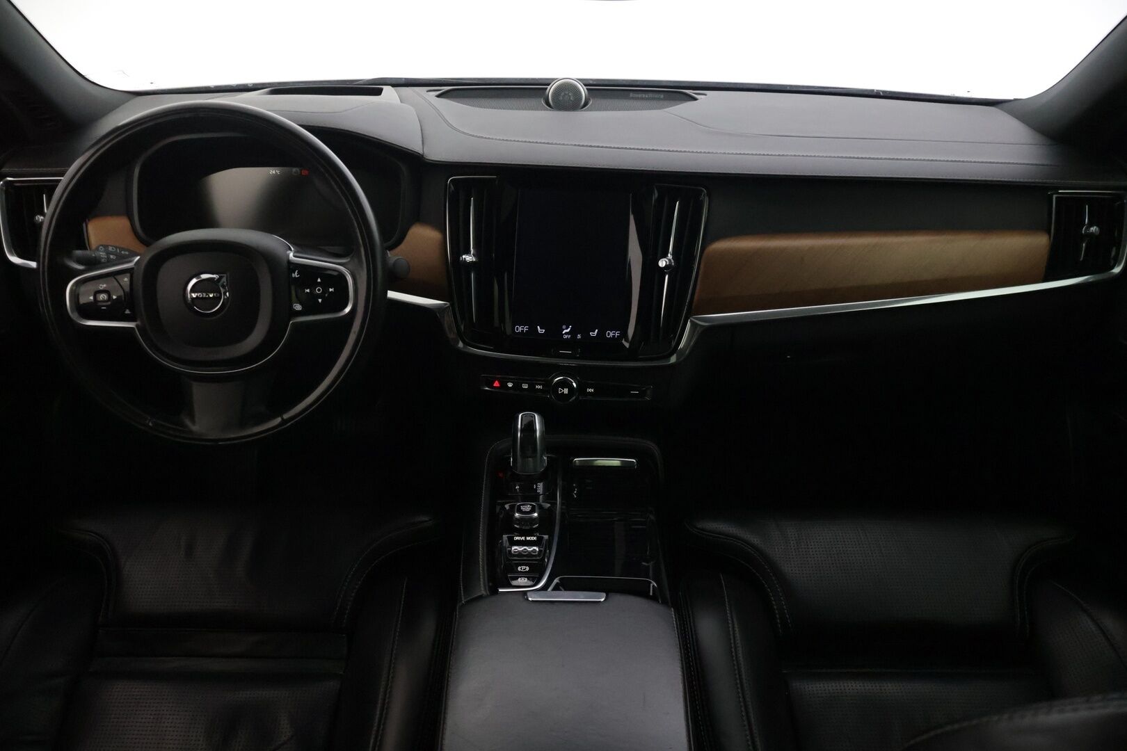 Volvo S90 2017 T8 AWD Inscription Plus aut - | Metallihelmiäisväri | 360- kamera | Bower& Wilkings | Kattoikkuna | Hierovat&Tuuletetut istuimet | BLIS | Sähkökoukku | Adapt.vakkari | 