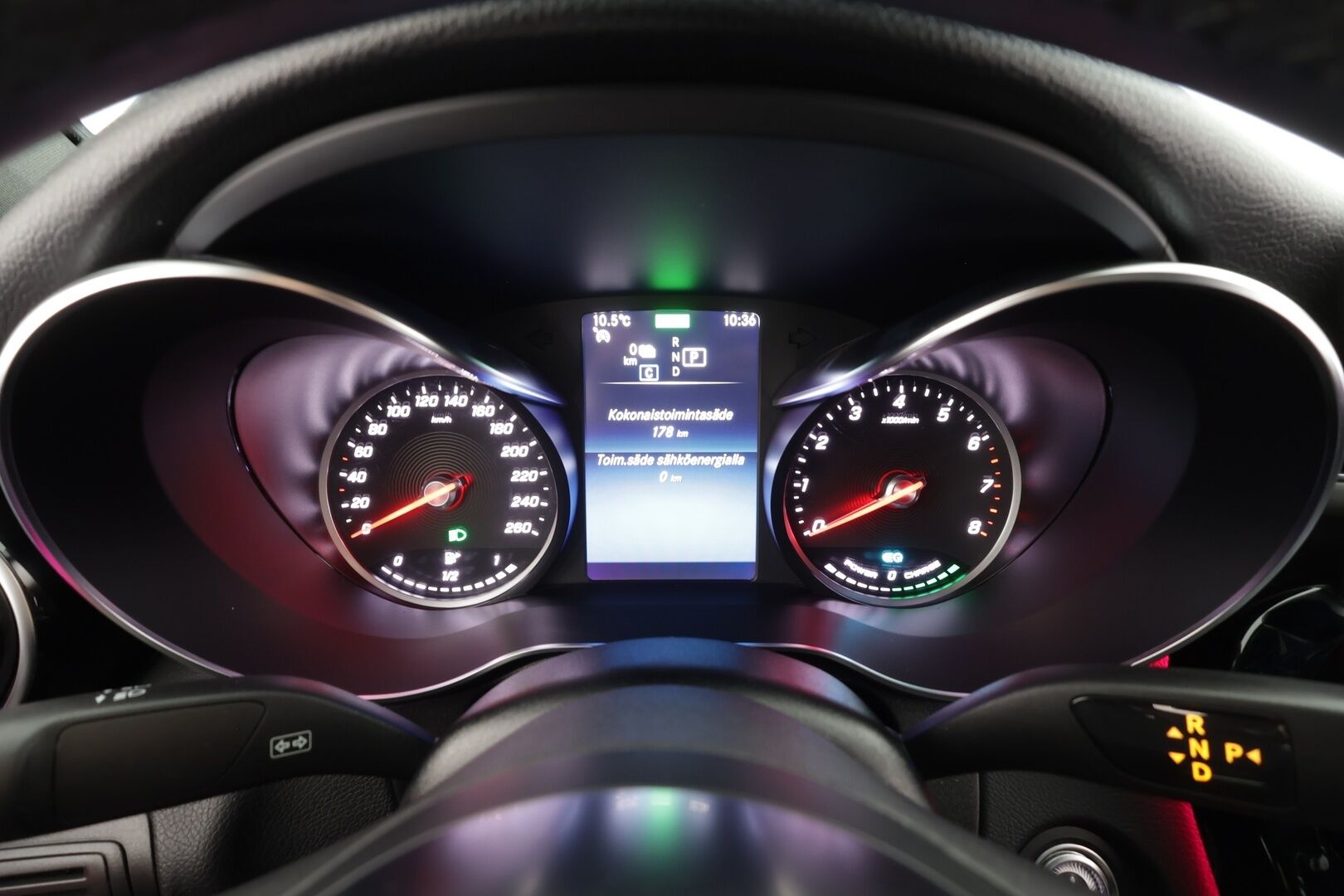 Mercedes-Benz GLC 2020 300 e 4MATIC A Business AMG Coupé EQ Power * AMG sisä ja ulko / P.kamera / Nahkasisusta / LED / Navi / Ambient * - Kahdet renkaat aluvantein / Koti ja asiointikaapelit