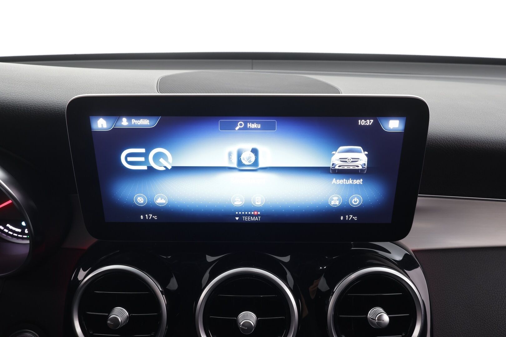 Mercedes-Benz GLC 2020 300 e 4MATIC A Business AMG Coupé EQ Power * AMG sisä ja ulko / P.kamera / Nahkasisusta / LED / Navi / Ambient * - Kahdet renkaat aluvantein / Koti ja asiointikaapelit