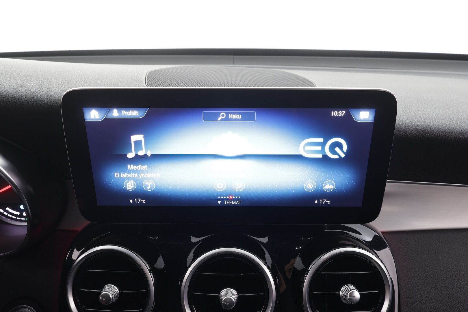 Mercedes-Benz GLC 2020 300 e 4MATIC A Business AMG Coupé EQ Power * AMG sisä ja ulko / P.kamera / Nahkasisusta / LED / Navi / Ambient * - Kahdet renkaat aluvantein / Koti ja asiointikaapelit