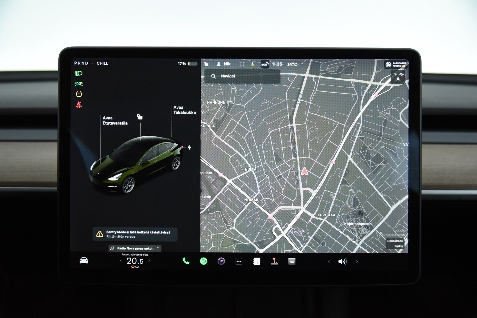 Tesla Model 3 2021 Long-Range Dual Motor AWD Refresh  / Lämpöpumppu / Matrix-LED / P-Kamera / Premium Audio / Autopilot / Musta Nahkasisusta - Lasikatto / Ratin lämmitys / Kahdet renkaat aluvanteilla