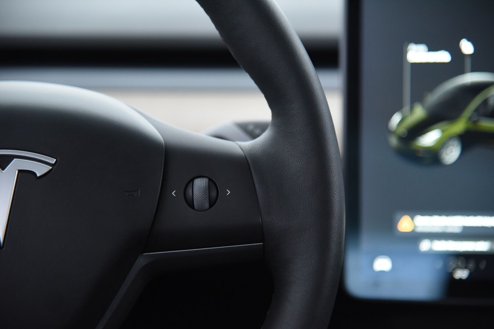 Tesla Model 3 2021 Long-Range Dual Motor AWD Refresh  / Lämpöpumppu / Matrix-LED / P-Kamera / Premium Audio / Autopilot / Musta Nahkasisusta - Lasikatto / Ratin lämmitys / Kahdet renkaat aluvanteilla