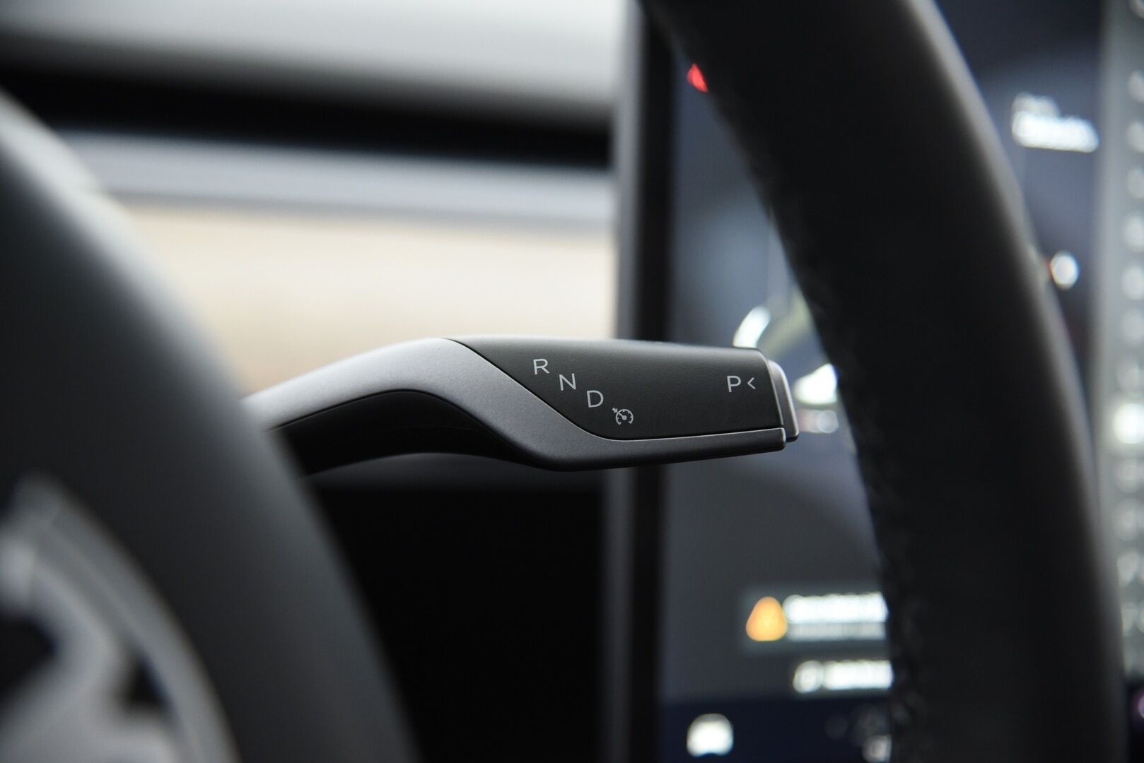 Tesla Model 3 2021 Long-Range Dual Motor AWD Refresh  / Lämpöpumppu / Matrix-LED / P-Kamera / Premium Audio / Autopilot / Musta Nahkasisusta - Lasikatto / Ratin lämmitys / Kahdet renkaat aluvanteilla