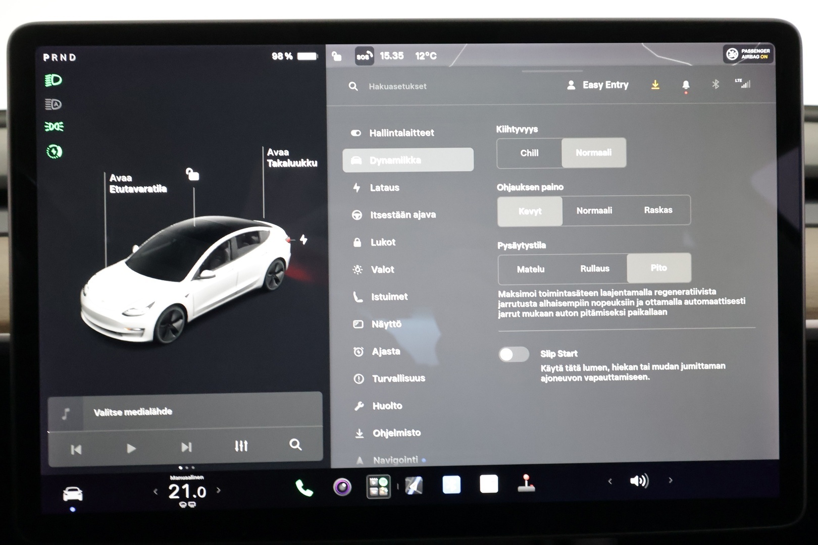 Tesla Model 3 2021 Standard Range Plus - | ACC | ILP | Lasikatto | Sähkönahat | Muistipenkki | Matrix-LED | P.kamera ja tutkat | Autosteer | 2x renkaat aluin | 