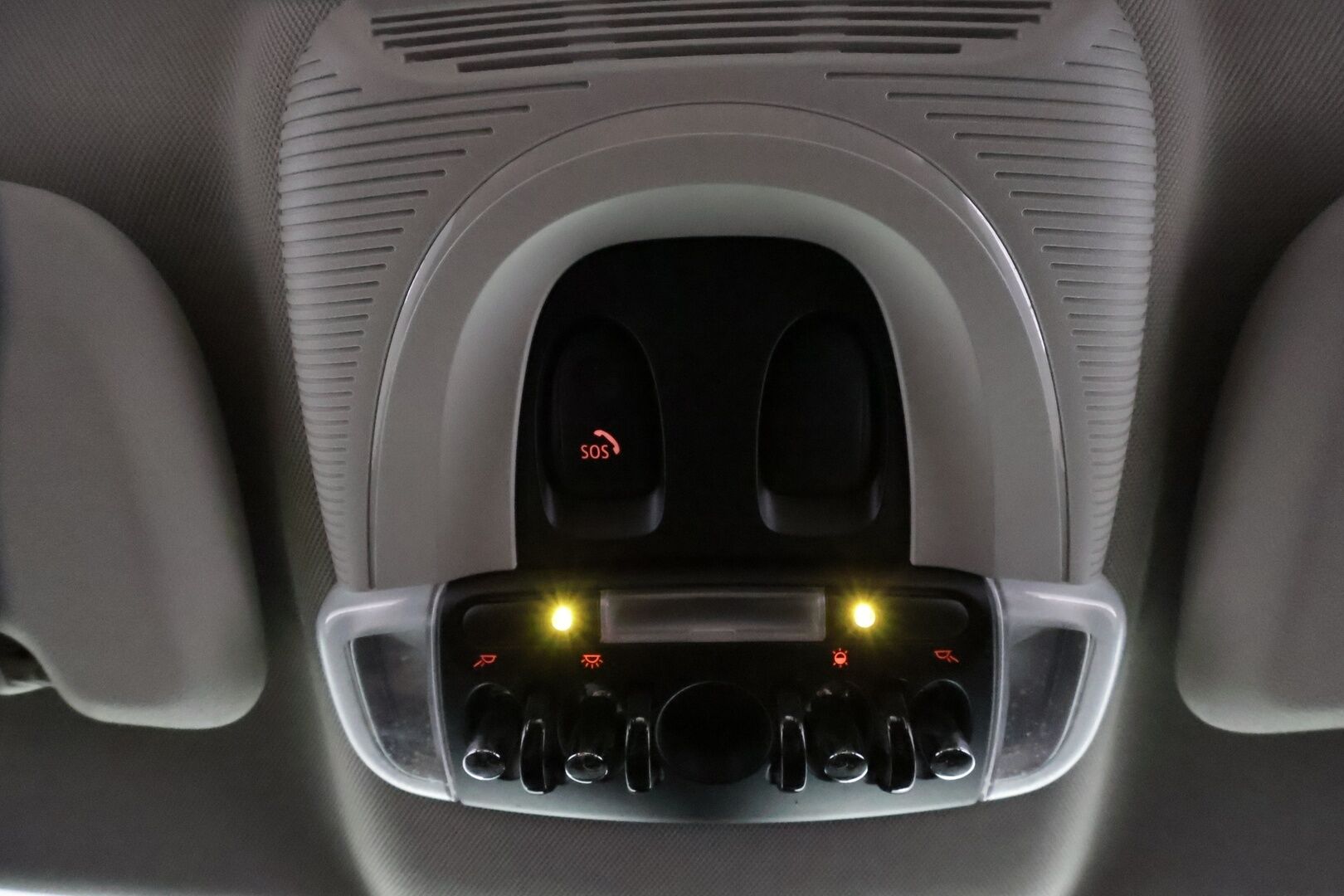 Mini Countryman 2019 Cooper SE ALL4 Maximise * Adapt vak. / HUD / Harman/Kardon / LED-valot / P.Kamera / Sporttipenkki Muistilla / Navi / Keyless * - Suomi-auto / 2x Vanteet / Huippu varusteltu! / - HULLUT AVAJAISHULINAT KORKOTARJOUS 3,29 %