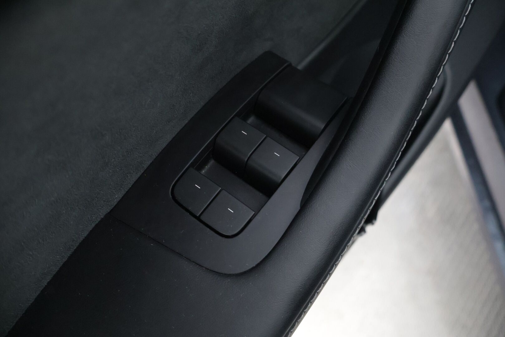 Tesla Model 3 2021 Long Range Refresh AWD * ILP / Acceleration Boost / Sähk, Takaluukku / Adapt. Vakkari / 2x Vanteet / Hifit * - Lämpöpumppu / Digimittaristo / Acceleration Boost / ACC