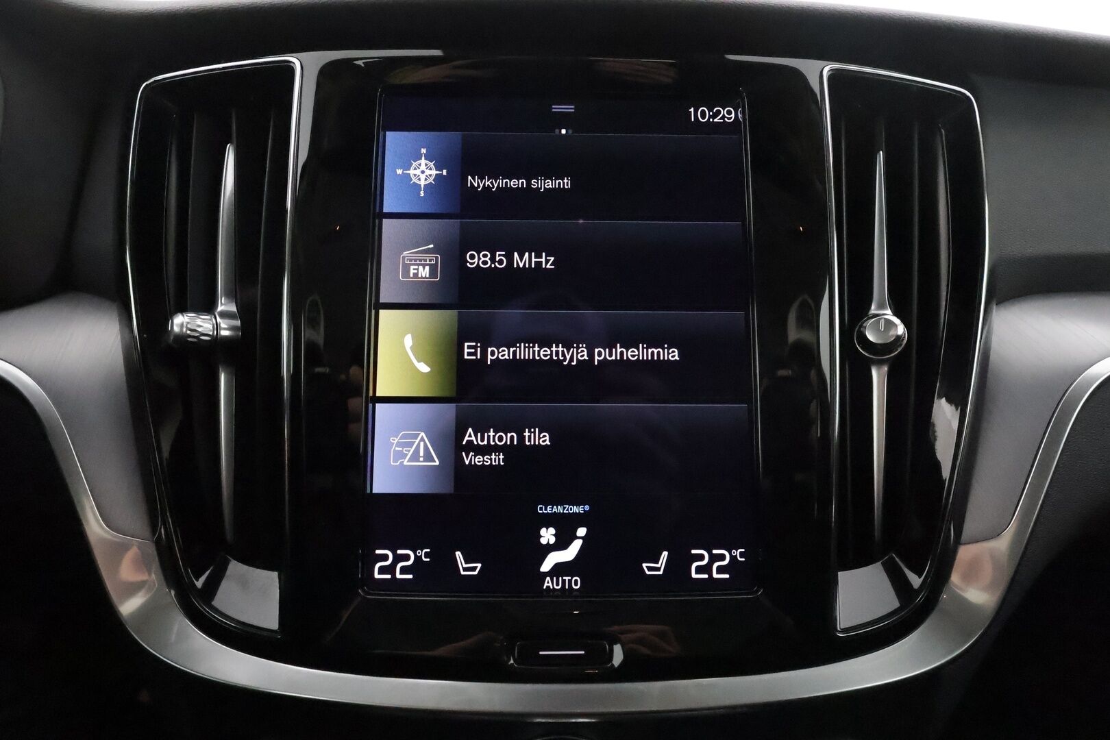Volvo V60 2022 T6 AWD Long Range Inscription Expression Edition aut **1.Om Suomi-auto / Adapt.Vakkari / P. Kamera / LED-valot / Navi** - 3,99 % KORKOTARJOUS TÄHÄN AUTOON - Kaistavahti / KeylessGO / 2x Renkaat
