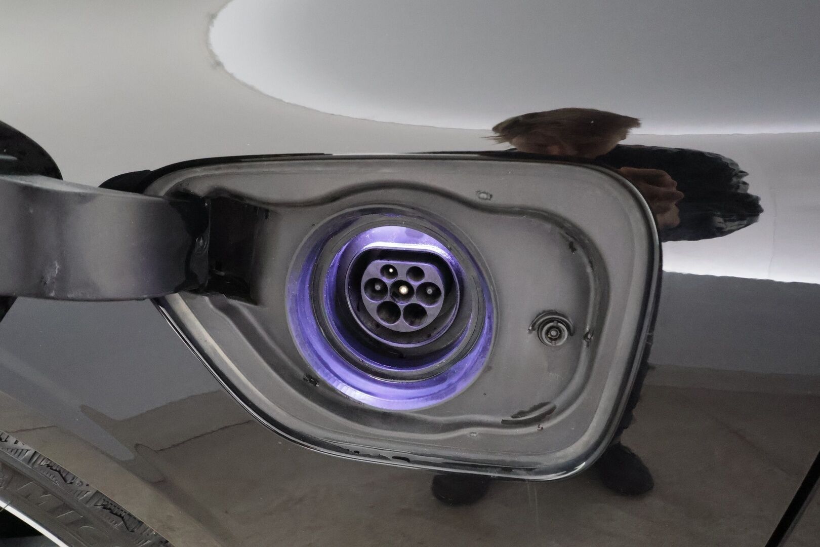 Volvo V60 2022 T8 AWD Long Range Polestar Engineered Edition aut * Pilot assist / Webasto / Koukku / Panorama / B&W / Muistipenkki * - 1.Om Suomi-auto / Merkkihuollettu / 2x Lataus 