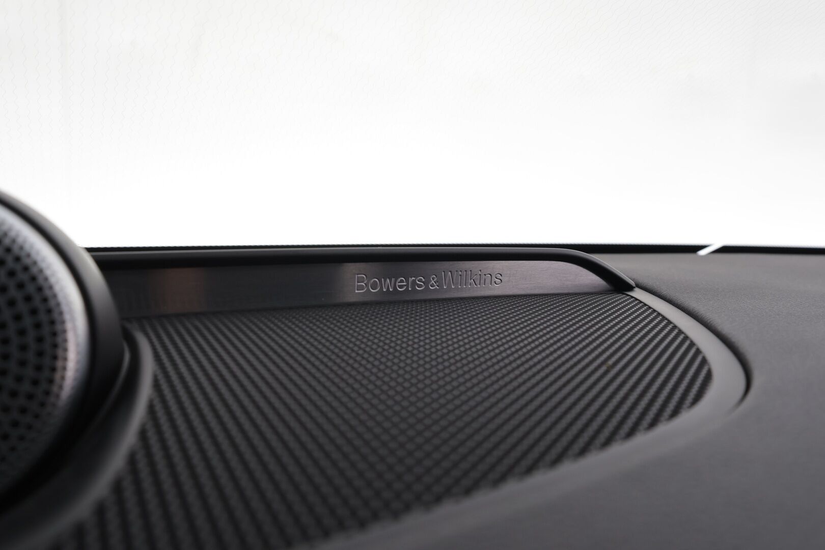 Volvo V60 2022 T8 AWD Long Range Polestar Engineered Edition aut * Pilot assist / Webasto / Koukku / Panorama / B&W / Muistipenkki * - 1.Om Suomi-auto / Merkkihuollettu / 2x Lataus 