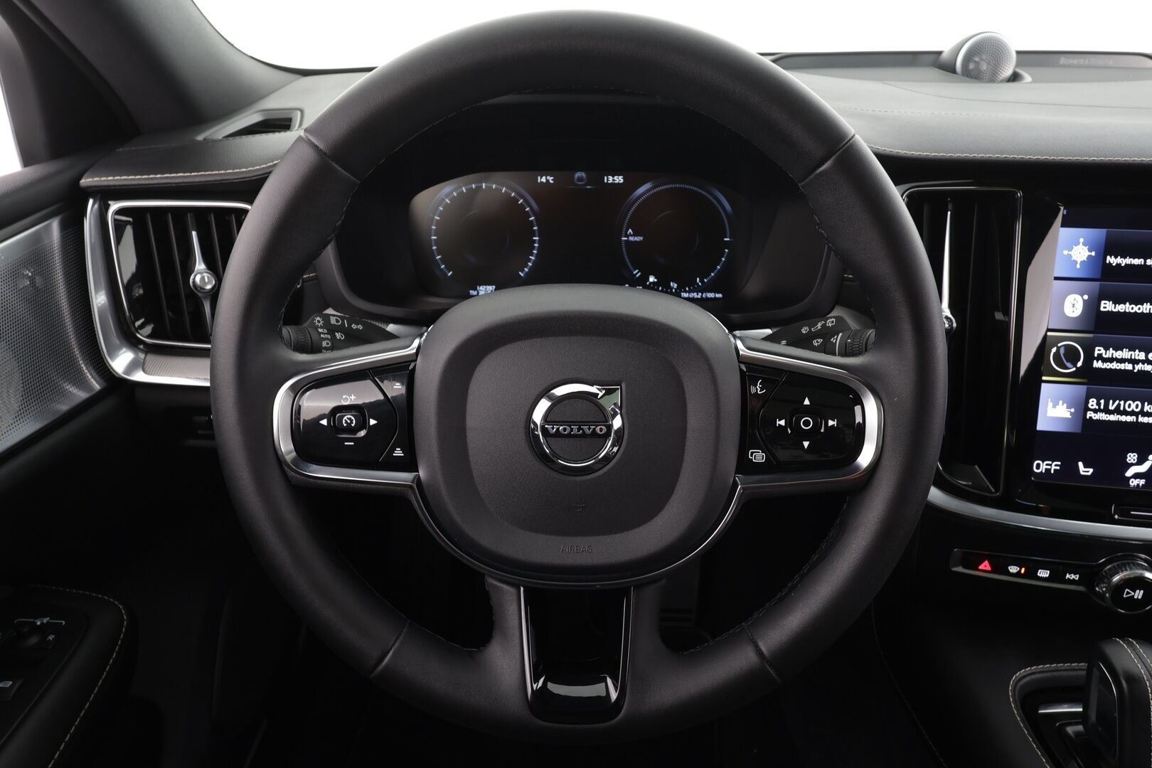 Volvo V60 2022 T8 AWD Long Range Polestar Engineered Edition aut * Pilot assist / Webasto / Koukku / Panorama / B&W / Muistipenkki * - 1.Om Suomi-auto / Merkkihuollettu / 2x Lataus 