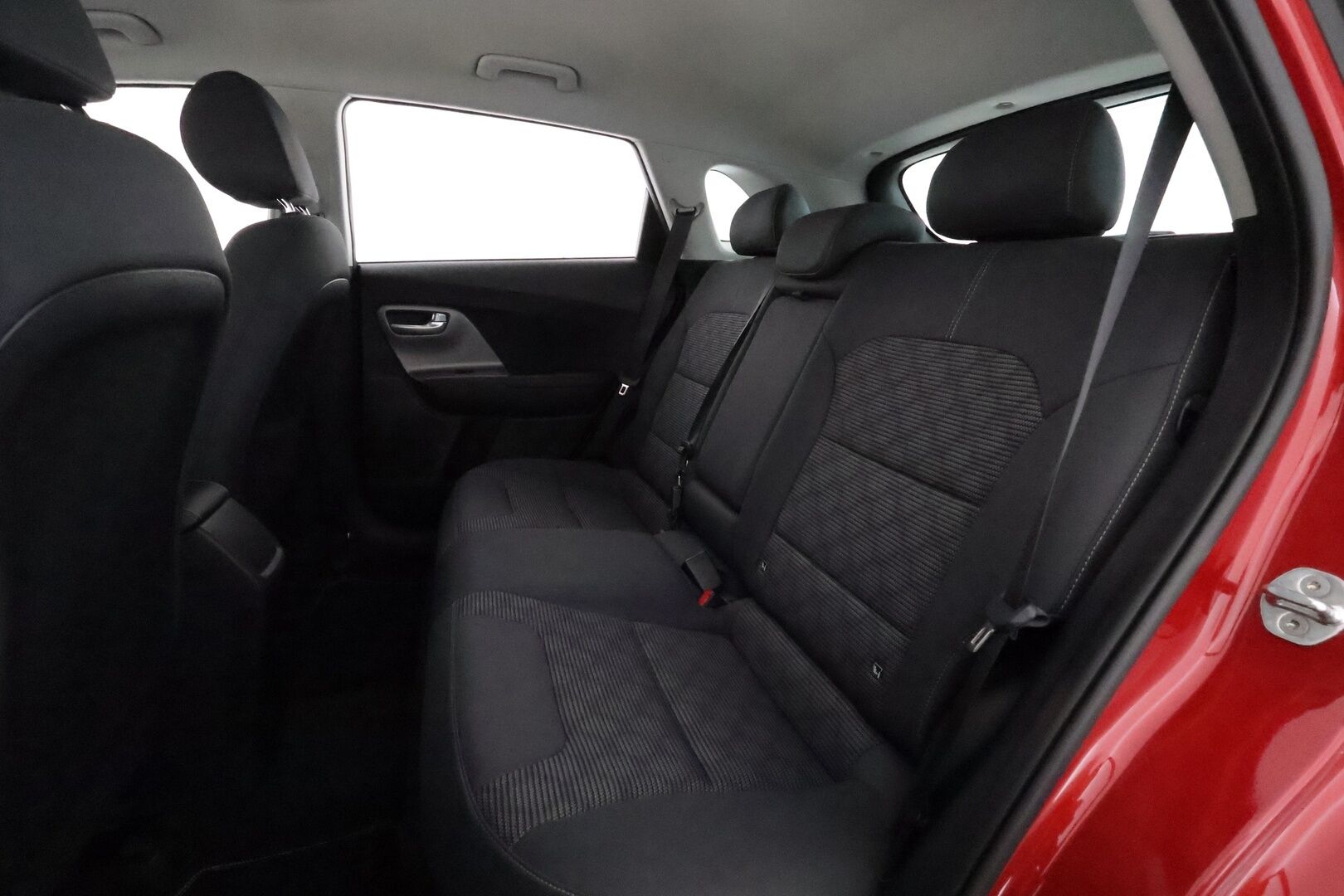 Kia Niro 2022 1,6 GDI Hybrid Business Luxury DCT *1-Omisteinen / Kamera / Digimittaristo / Apple&Android / Ratinlämmitin* - 1.Om Suomi-auto / Kahdet renkaat aluvanteilla / Alvillinen / Metalliväri