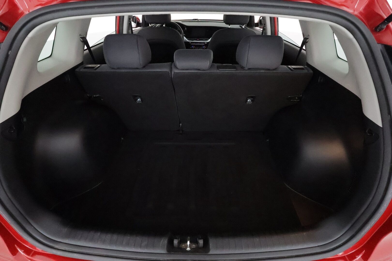Kia Niro 2022 1,6 GDI Hybrid Business Luxury DCT *1-Omisteinen / Kamera / Digimittaristo / Apple&Android / Ratinlämmitin* - 1.Om Suomi-auto / Kahdet renkaat aluvanteilla / Alvillinen / Metalliväri