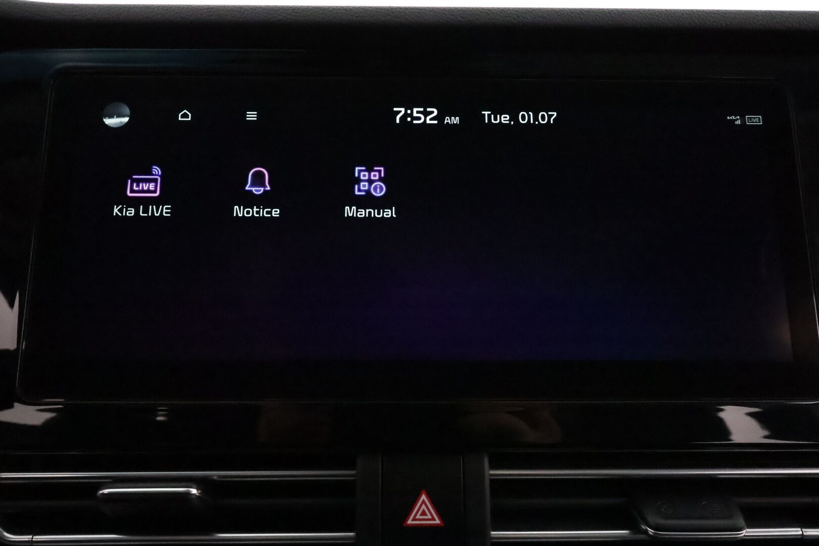 Kia Niro 2022 Business Luxury 64,8 kWh 204 hv **Adapt.vakkari / Lämpöpumppu / JBL / Ilmastoidut penkit / Lasikattoluukku** - 1.om Suomi-auto / Merkkihuollettu / Akku kuntotarkastettu! / Kahdet renkaat aluvanteilla / Digimittaristo / Muistipenkki / Mustat nahat