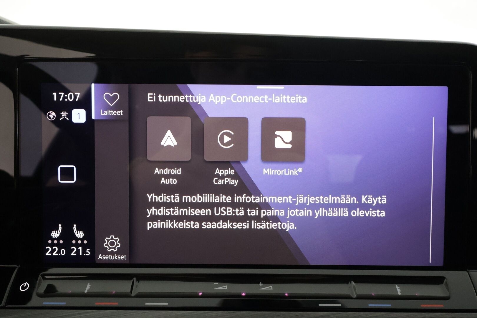 Volkswagen Golf 2022 Variant R-Line 1,5 eTSI 110 kW (MHEV) DSG-automaatti - | ACC | Webasto | Koukku | IQ-Light | P-Kamera | Hierova muistipenkki | Ratinlämmitys | Apple&Android | Suomi-auto | Kahdet Renkaat |