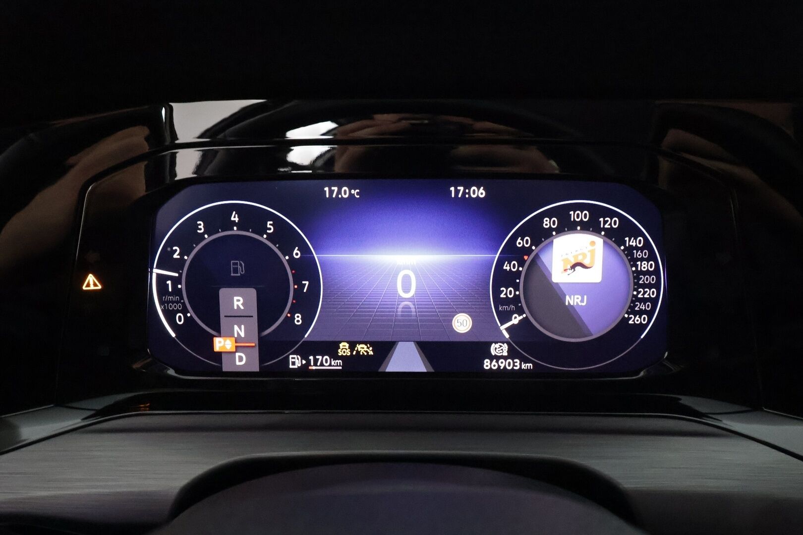 Volkswagen Golf 2022 Variant R-Line 1,5 eTSI 110 kW (MHEV) DSG-automaatti - | ACC | Webasto | Koukku | IQ-Light | P-Kamera | Hierova muistipenkki | Ratinlämmitys | Apple&Android | Suomi-auto | Kahdet Renkaat |
