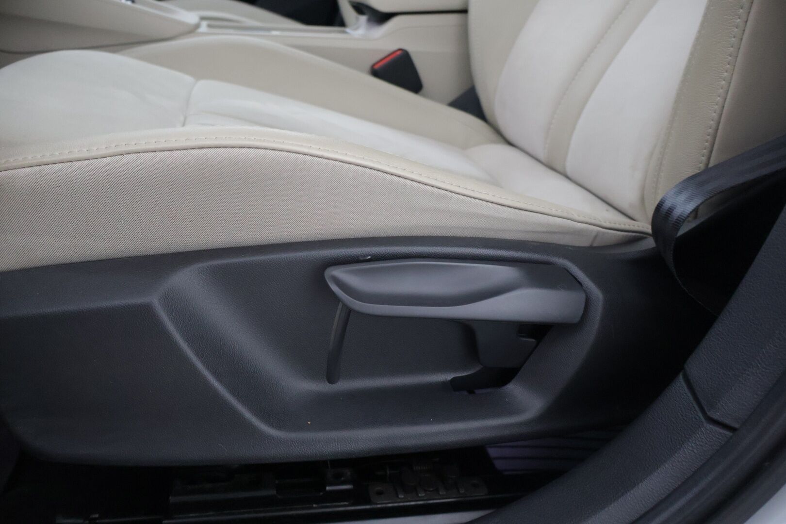 Skoda Octavia 2023 Combi 2.0 TDI 150 Style DSG Autom. * Adapt Cruise / Lohkolämmitin  / P-Kamera / Smartlink / Ratin lämmitin * - 1-omisteinen Suomi-auto / Merkkiliikkeen huoltohistorialla