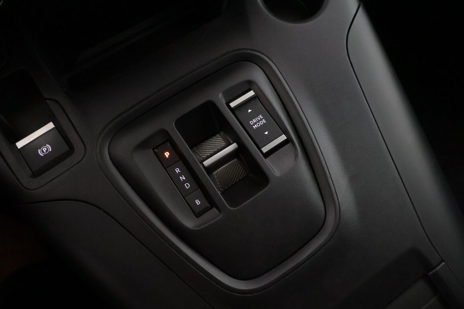 Peugeot e-Rifter 2023 Allure 50 kWh 136 Automaatti L2 * Digimittaristo / Peruutuskamera / Vakkari / Apple Carplay / Android Auto * - 3,99 % KORKOTARJOUS TÄHÄN AUTOON - 31.5. ASTI! - *1 om. Suomi-Auto / 7-paikkainen *