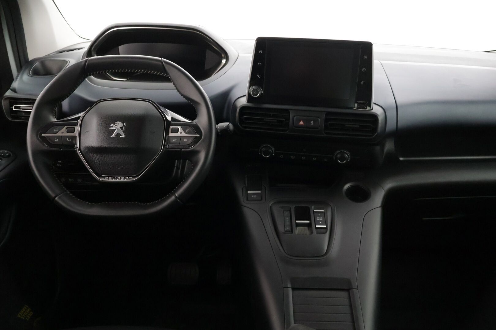Peugeot e-Rifter 2023 Allure 50 kWh 136 Automaatti L2 * Digimittaristo / Peruutuskamera / Vakkari / Apple Carplay / Android Auto * - 3,99 % KORKOTARJOUS TÄHÄN AUTOON - 31.5. ASTI! - *1 om. Suomi-Auto / 7-paikkainen *
