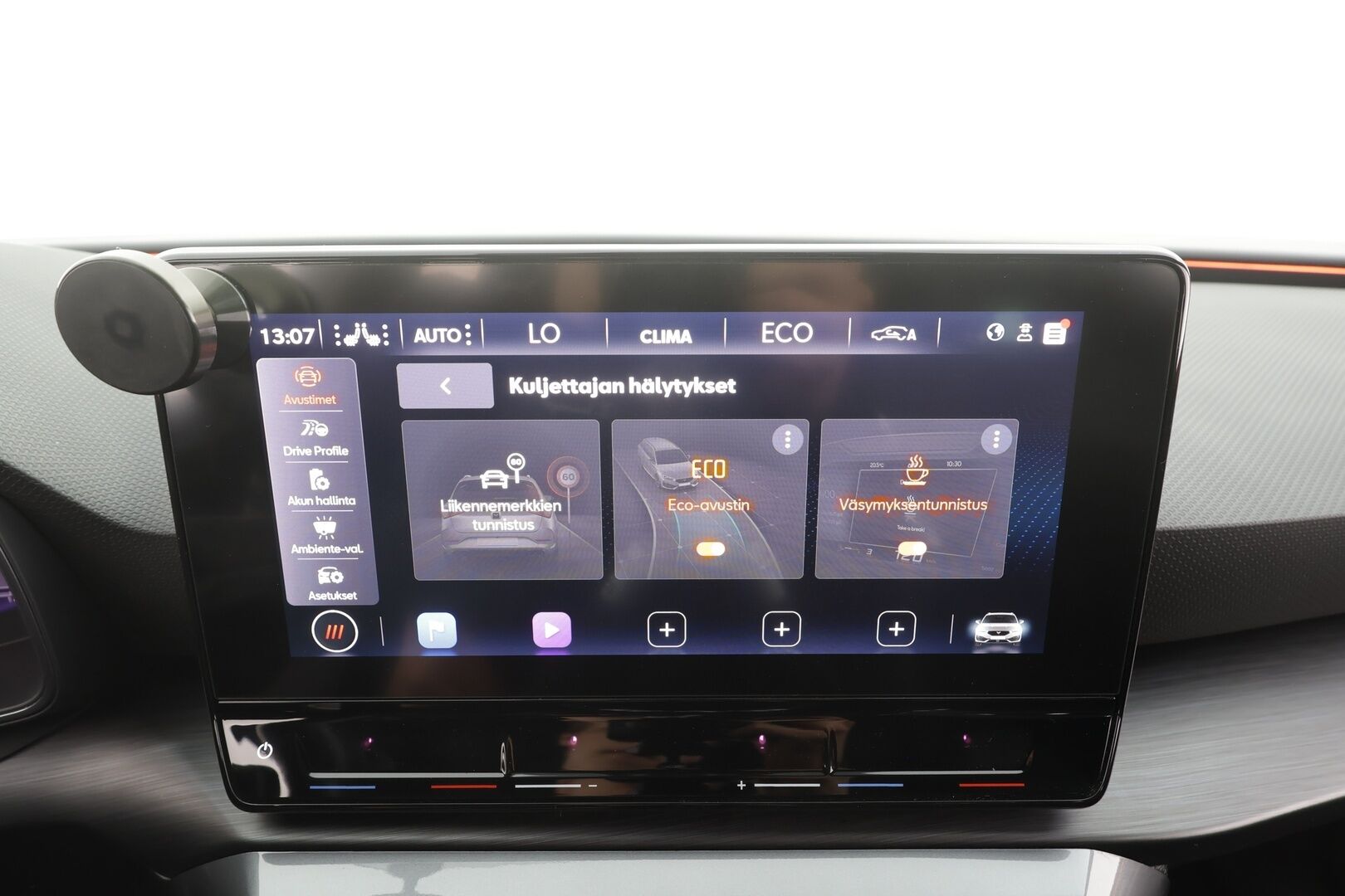 Cupra Leon Sportstourer 2021 1,4 PHEV 180 kW e-HYBRID DSG - | ACC | Koukku | LED | P.Kamera | Digimittaristo | Keyless | Apple&Android | Kahdet Renkaat |