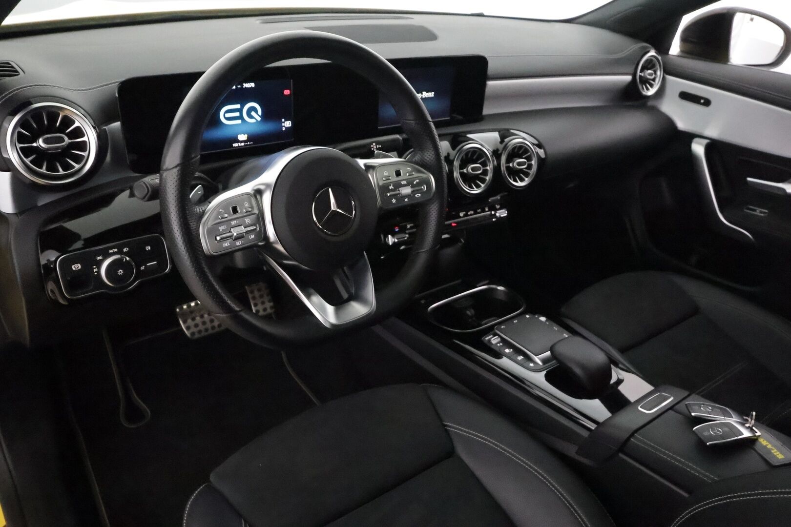 Mercedes-Benz CLA 2021 250 e A Shooting Brake Business AMG EQ Power **Vakkari / Panorama / Sporttipenkit / LED / P.tutkat** - Widescreen / Nahka-Alcantara 