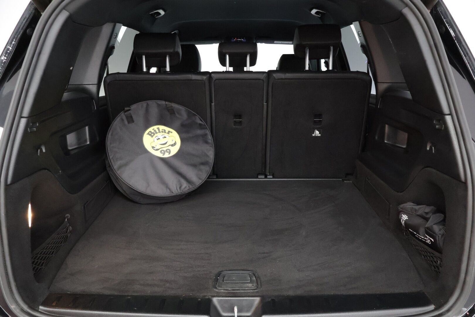 Mercedes-Benz EQB 2023 250 Business - 3,99 % KORKOTARJOUS TÄHÄN AUTOON - ** Nahkasisusta / Night Package / Kamera / Sähkökontti / LED / 2x renkaat&vanteet **